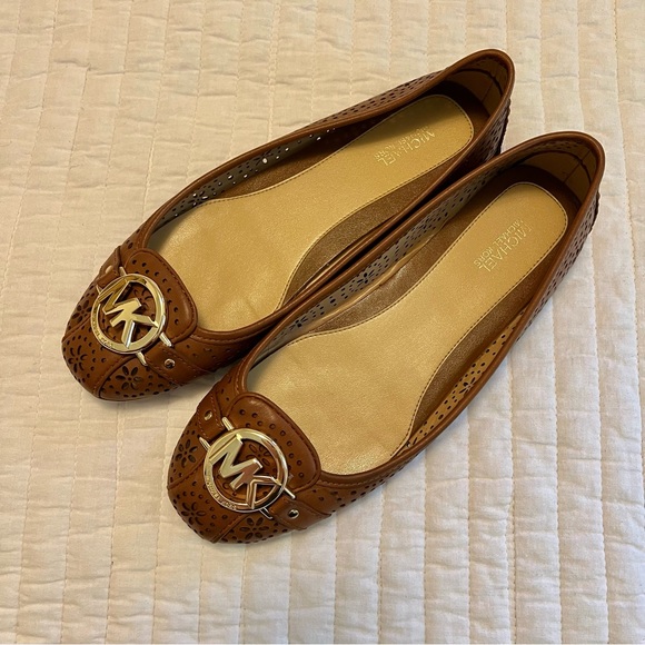 Michael Kors Lillie Leather Moccasin - Picture 3 of 6